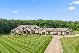 32 Taylors Wy, Foristell MO, 63348