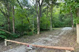 12 Acres, Montgomery,