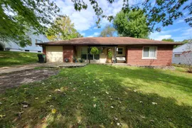 23 Lakewood Dr, Belleville IL, 62223