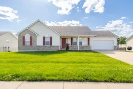 151 Fieldstone Dr, Troy MO, 63379