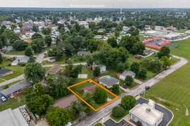 418 Elizabeth Avenue, Palmyra, MO 63461
