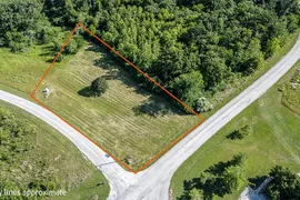 658 Quarry Rd, Golden Eagle IL, 62036