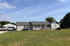 203 Arlington Avenue, Vandalia MO, 63382