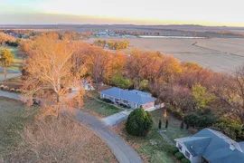 121 Douglas Dr, Pleasant Hill IL, 62366