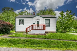 227 Roosevelt St, Lebanon IL, 62254