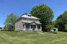 405 W 18th St, Hermann MO, 65041