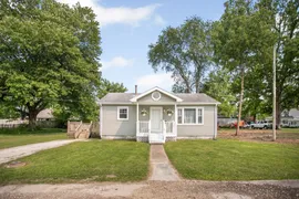605 Houston St, Pleasant Hill IL, 62366